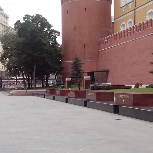 Мемориал Неизвестного Солдата в Александровском Саду