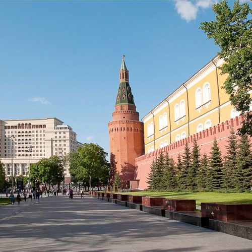 Мемориал Неизвестного Солдата в Александровском Саду