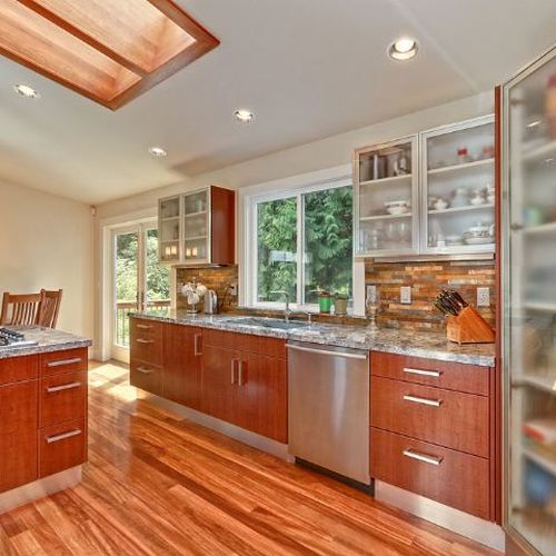 Дом у озера, реконструкция