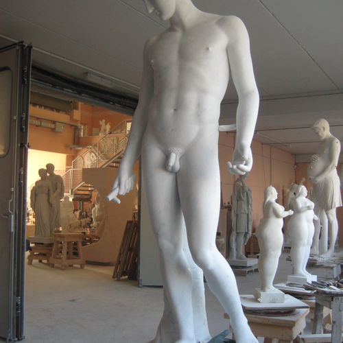 Скульптура из камня